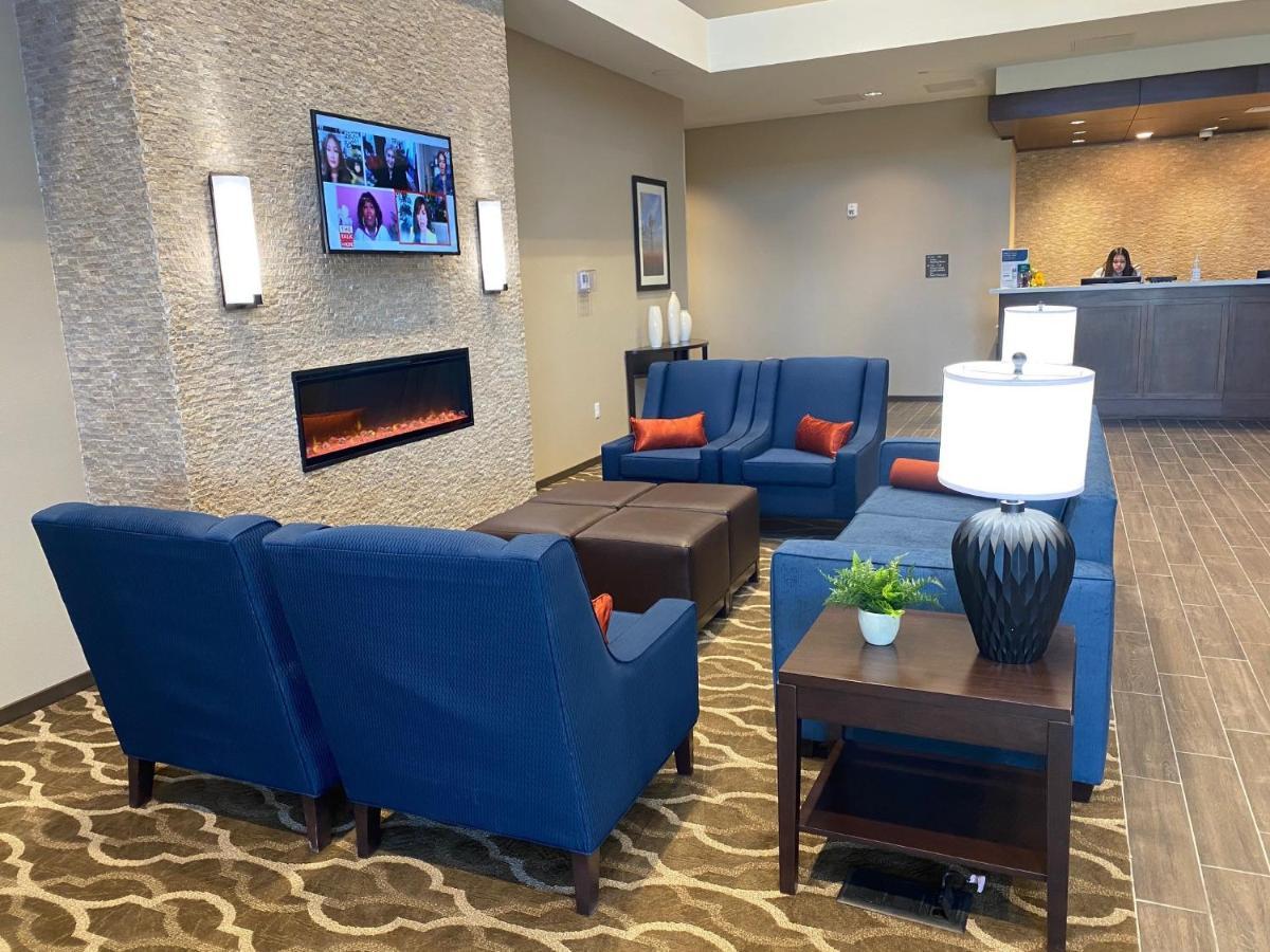 Comfort Suites Midland West Экстерьер фото