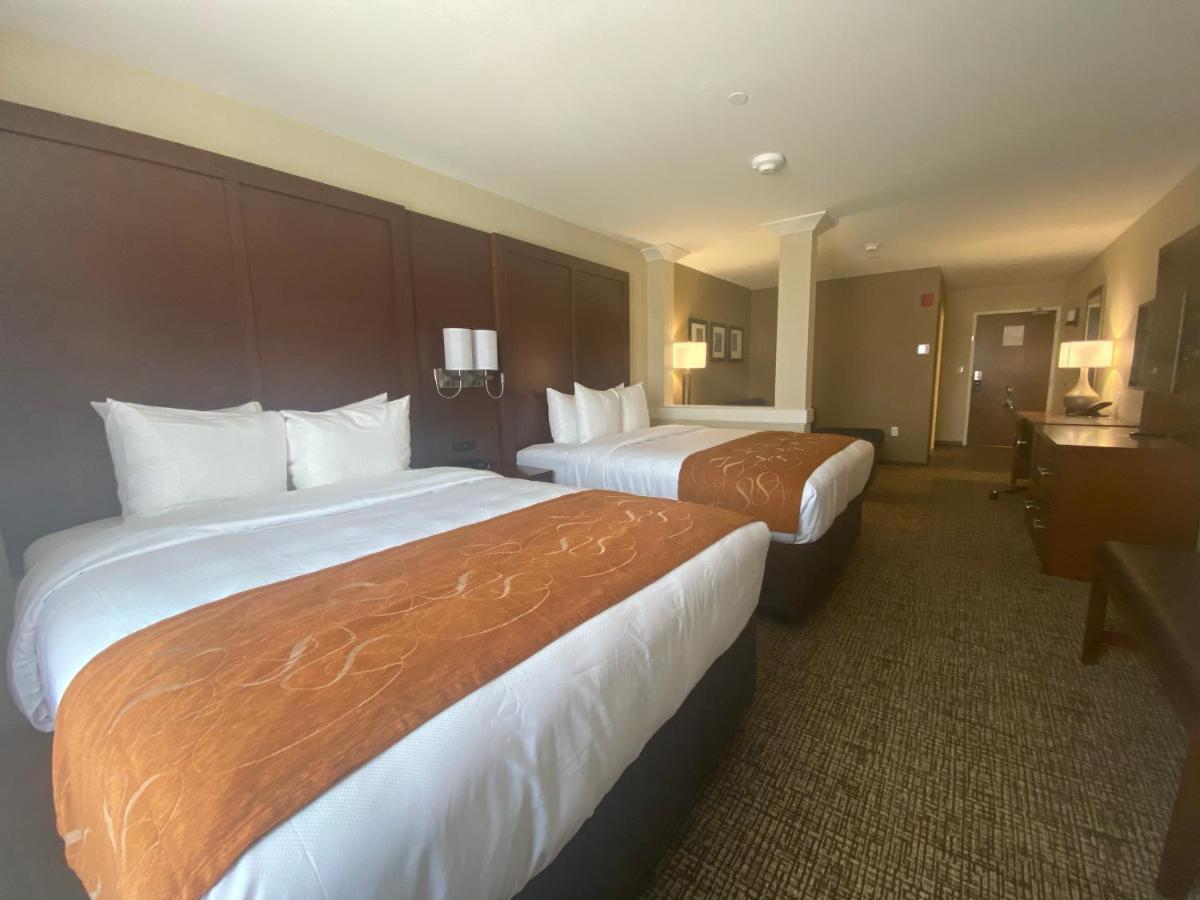 Comfort Suites Midland West Экстерьер фото