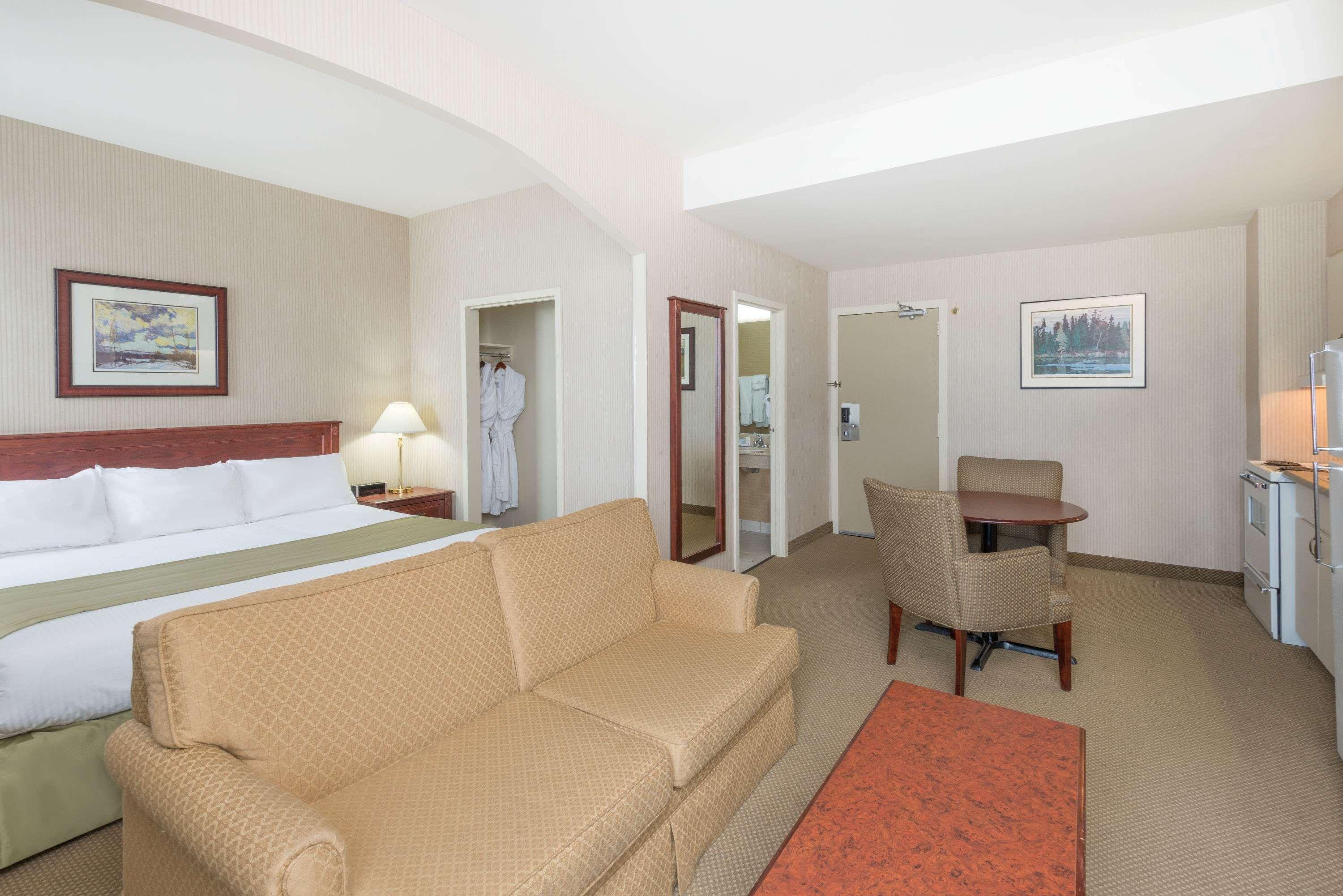 Comfort Suites Midland West Экстерьер фото